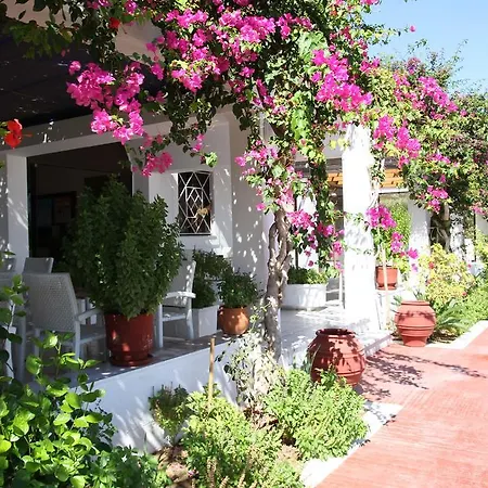 Mediterranean Szálloda 3*